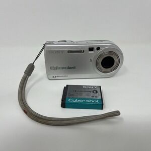 Sony Digital Camera Cybershot DSC-P100 5.1MP Silver Tested W/Battery /No Charger